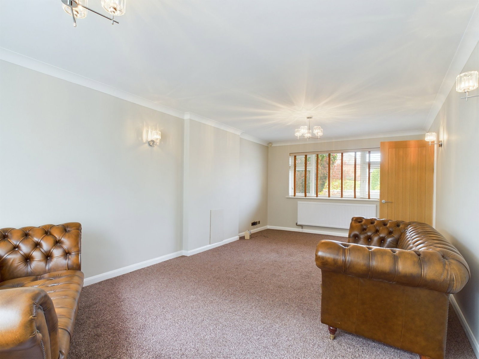 Detached House in Stoke-on-trent