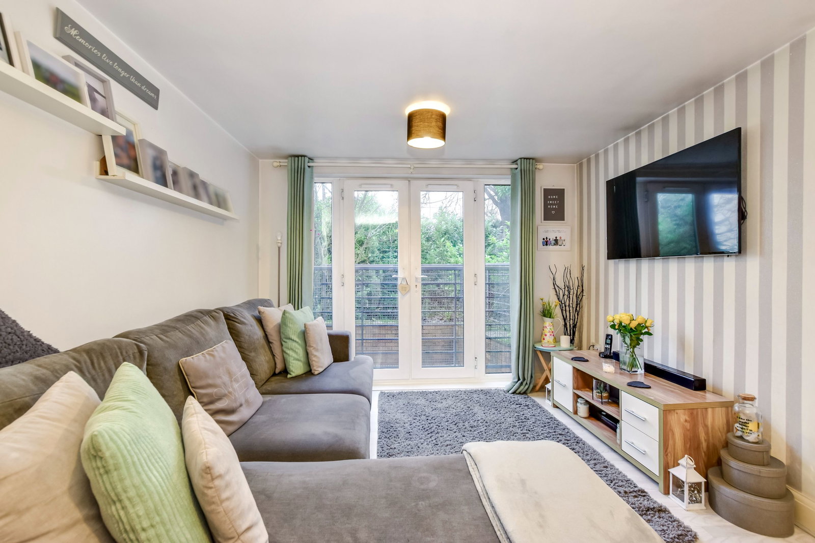 Apartment in St. Albans