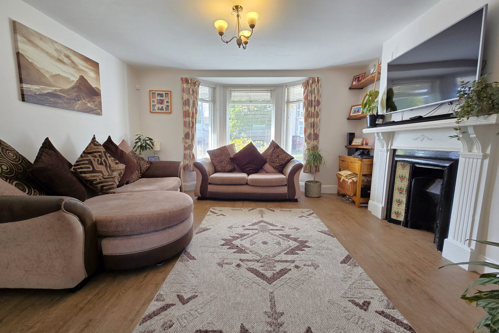 Semi Detached House in Saltash