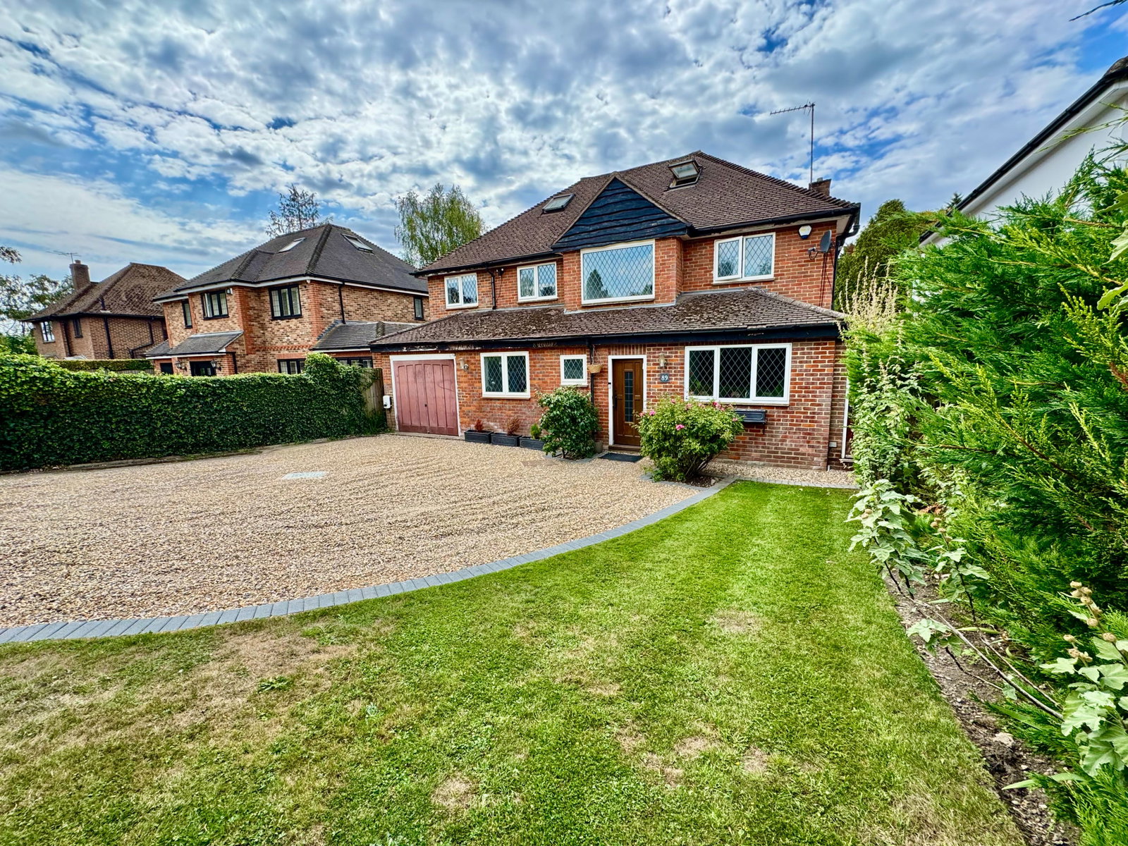 Detached House in Pinner