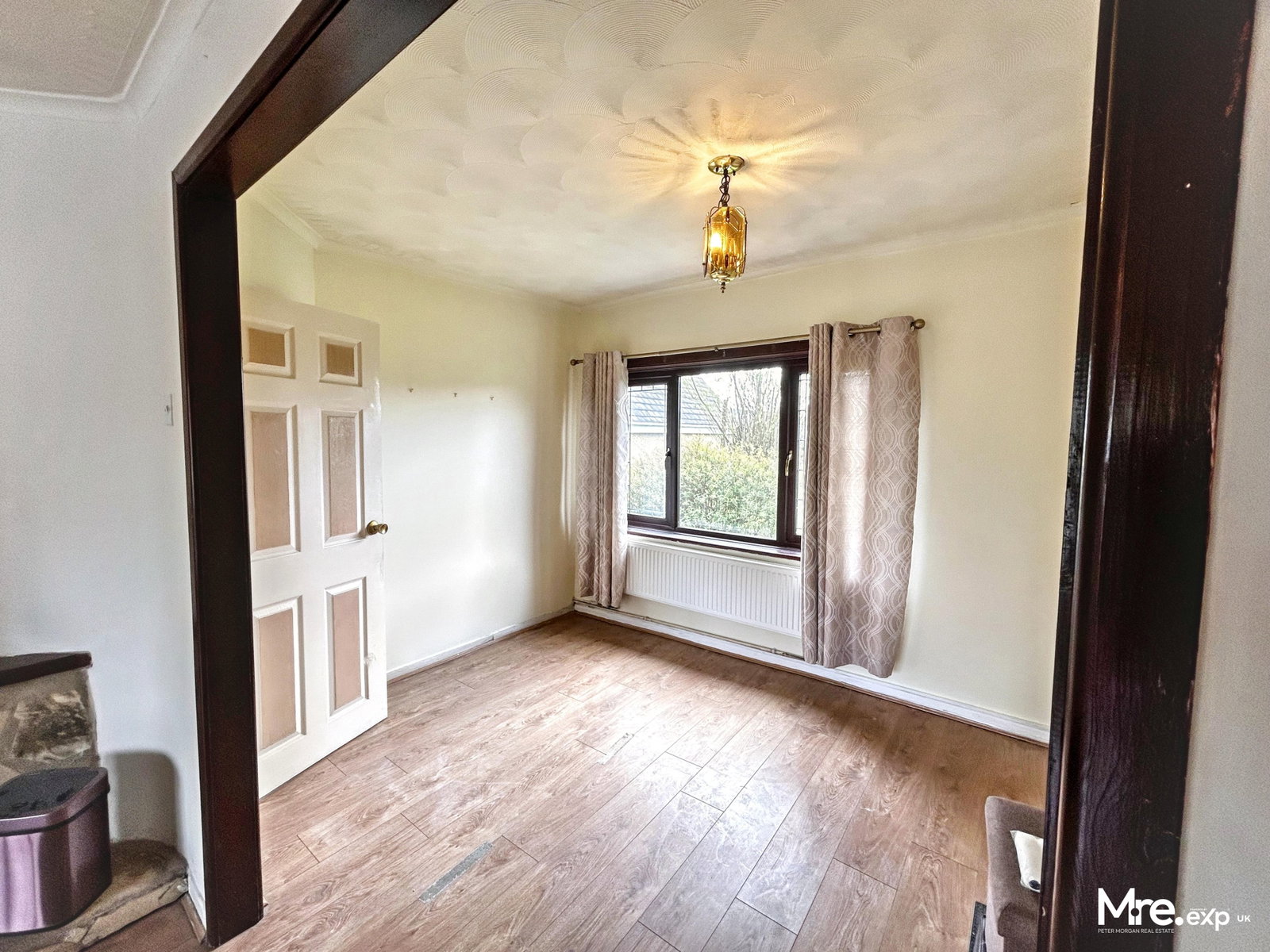 Bungalow in Neath