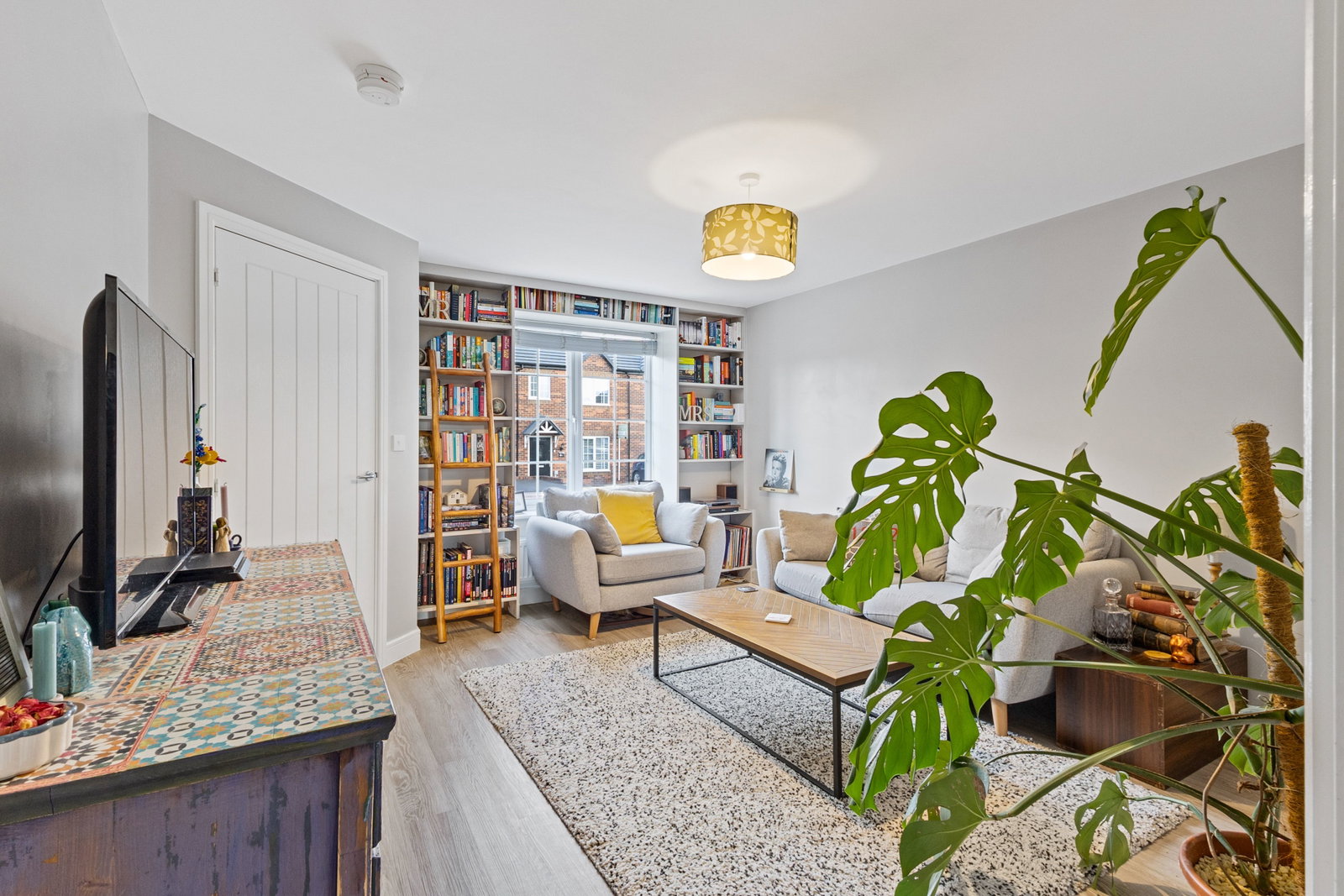 Semi Detached House in Featherstone