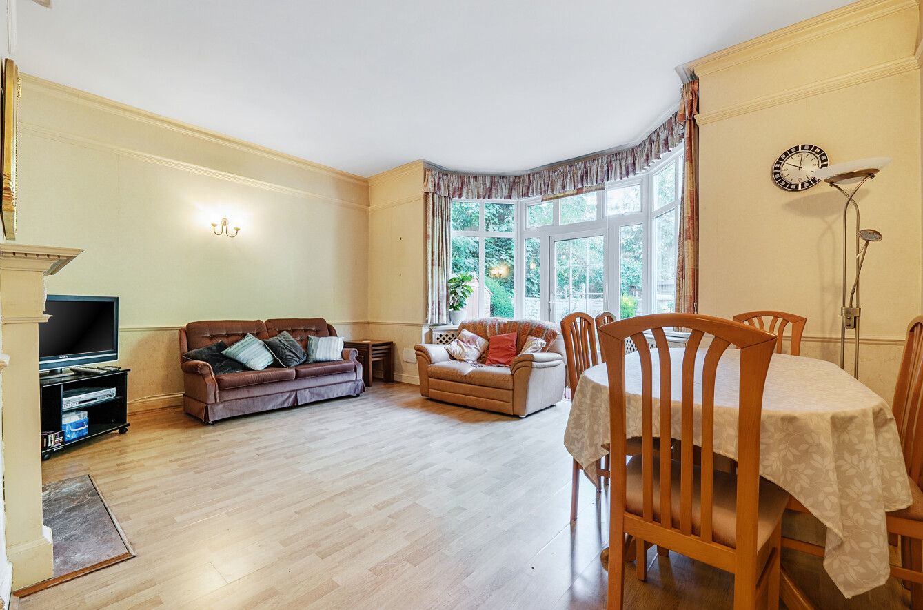 Apartment in Stanmore