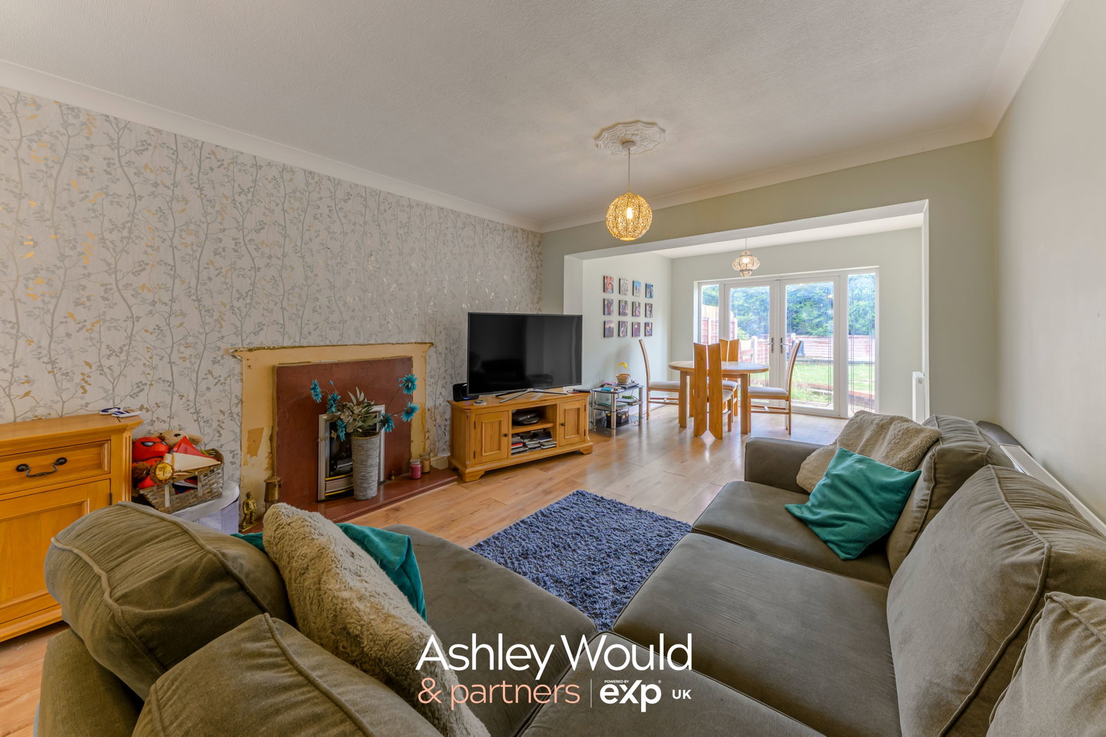 Semi Detached House in Halesowen