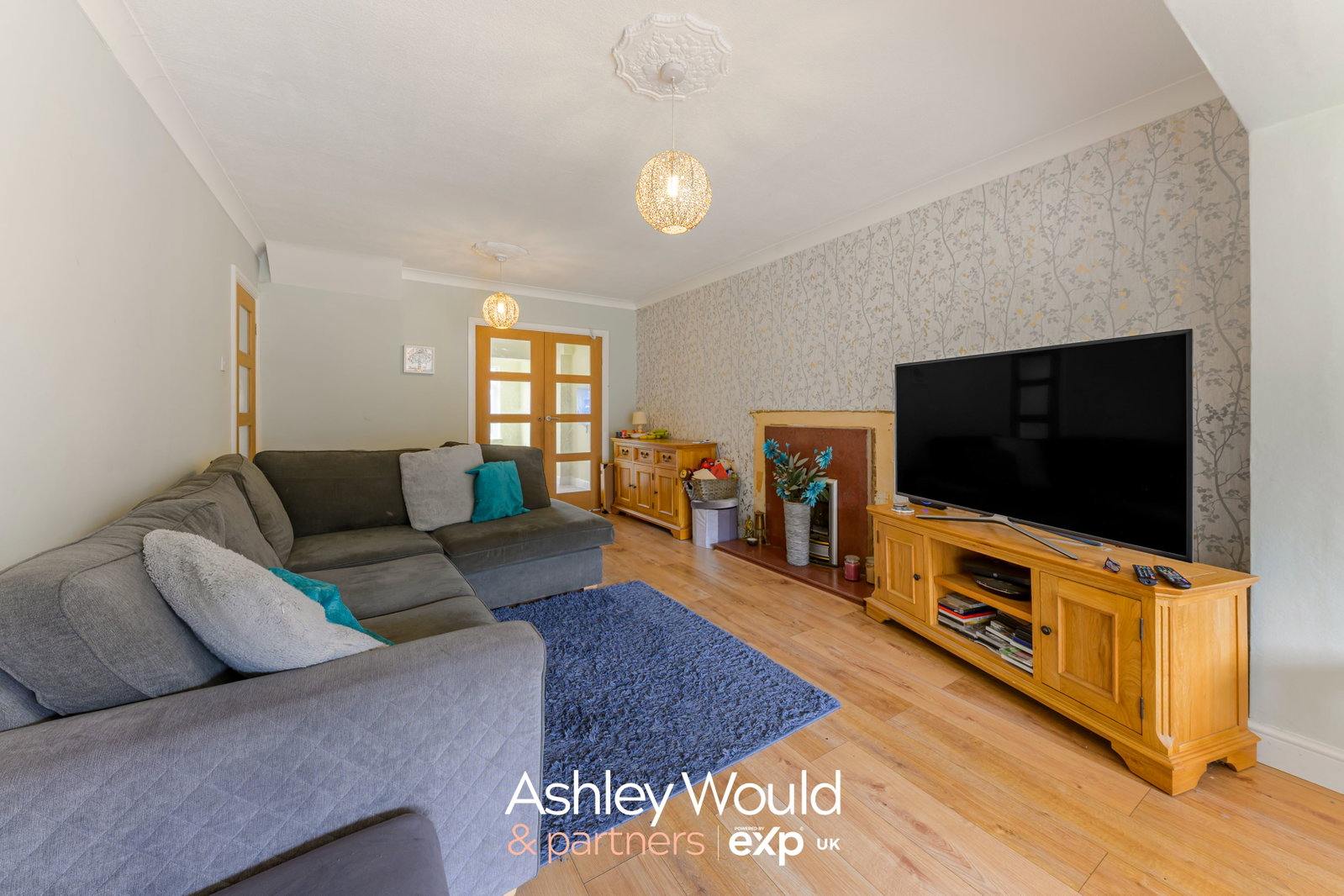 Semi Detached House in Halesowen
