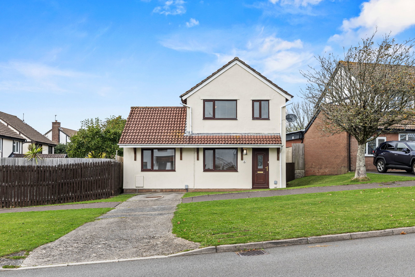 Detached House in Swansea