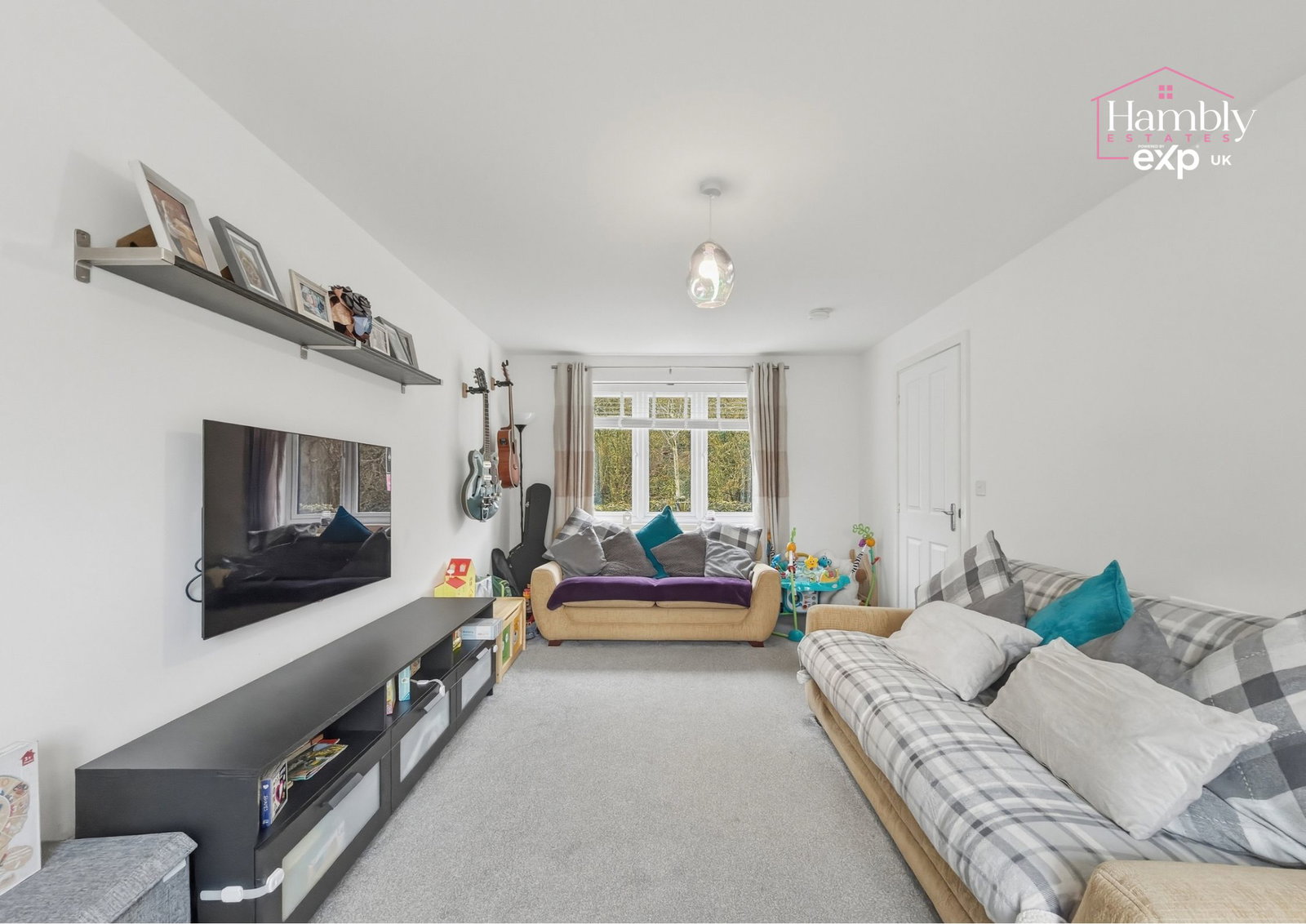 Detached House in Capel Llanilltern