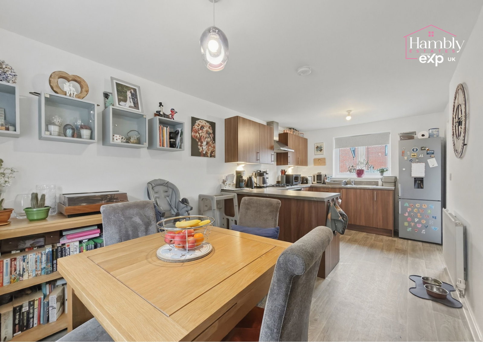 Detached House in Capel Llanilltern
