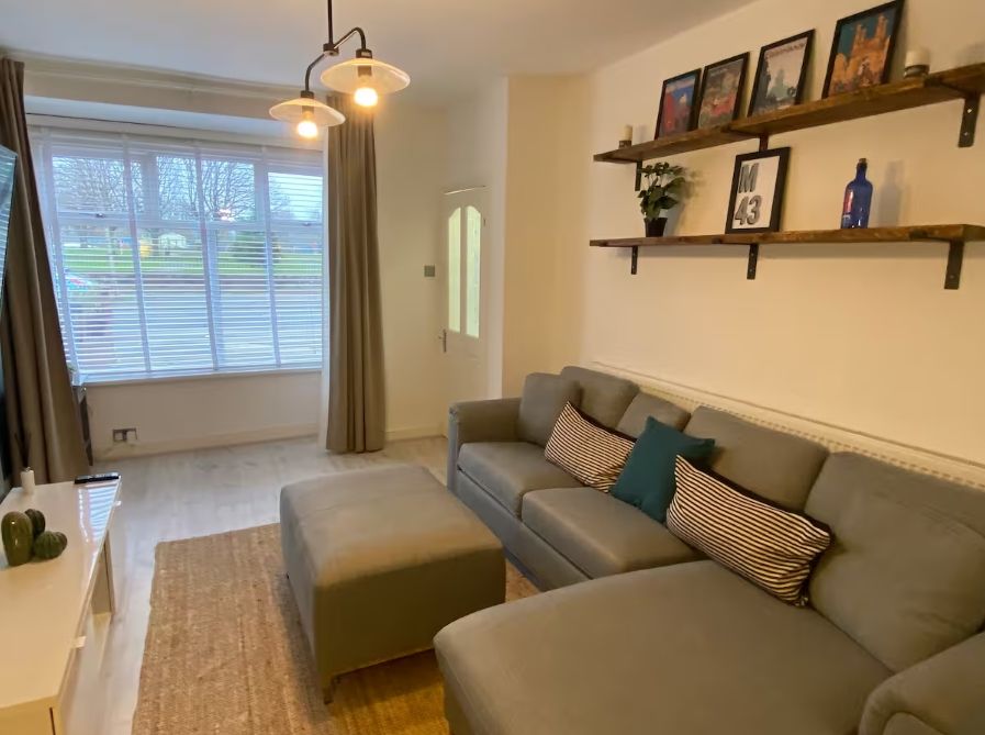 Semi Detached House in Manchester