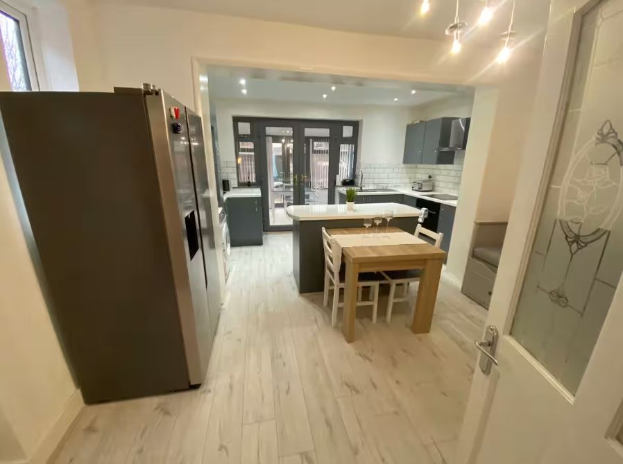 Semi Detached House in Manchester