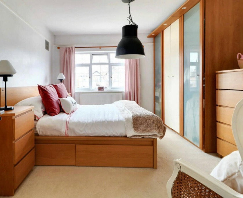 Detached House in Romford
