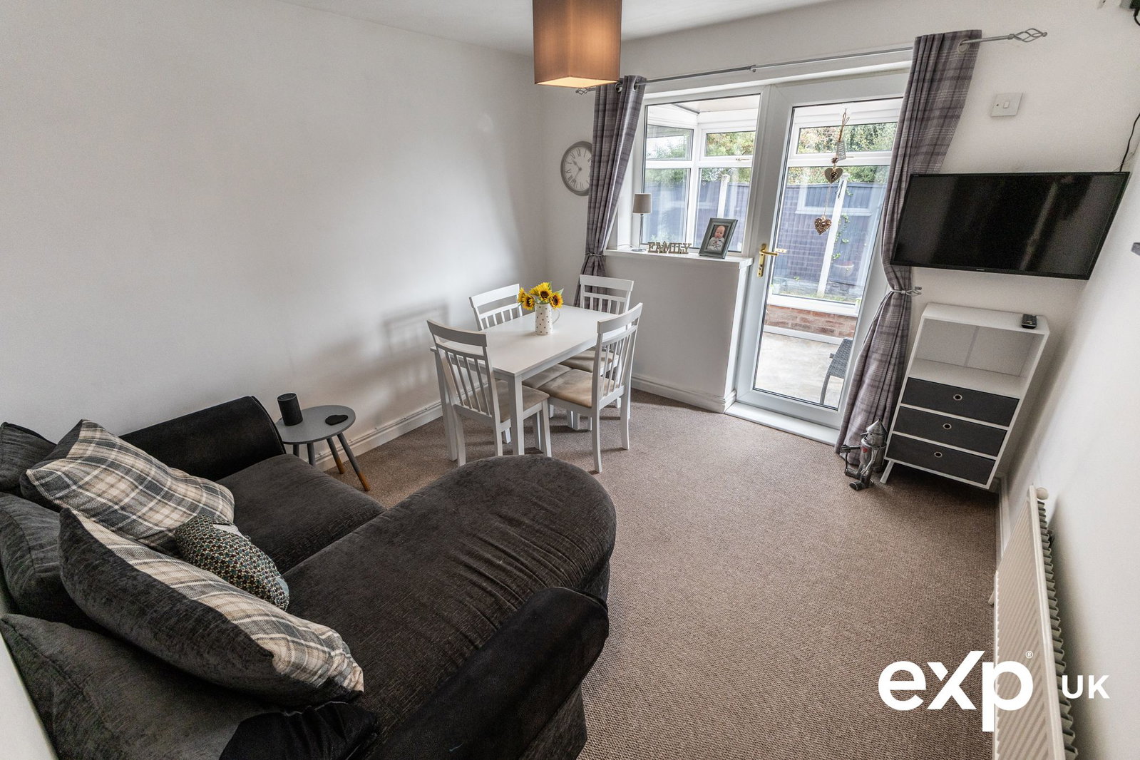 Semi Detached Bungalow in Mansfield