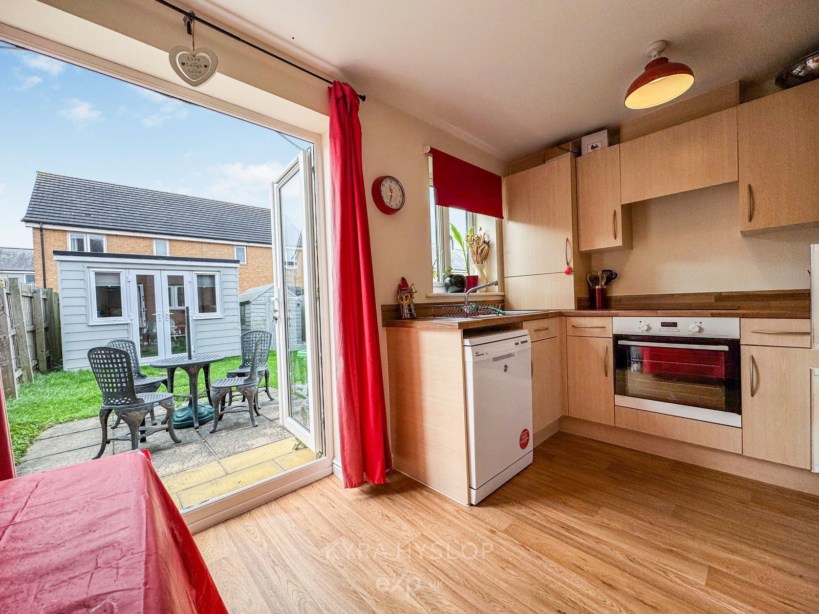 Semi Detached House in Exeter