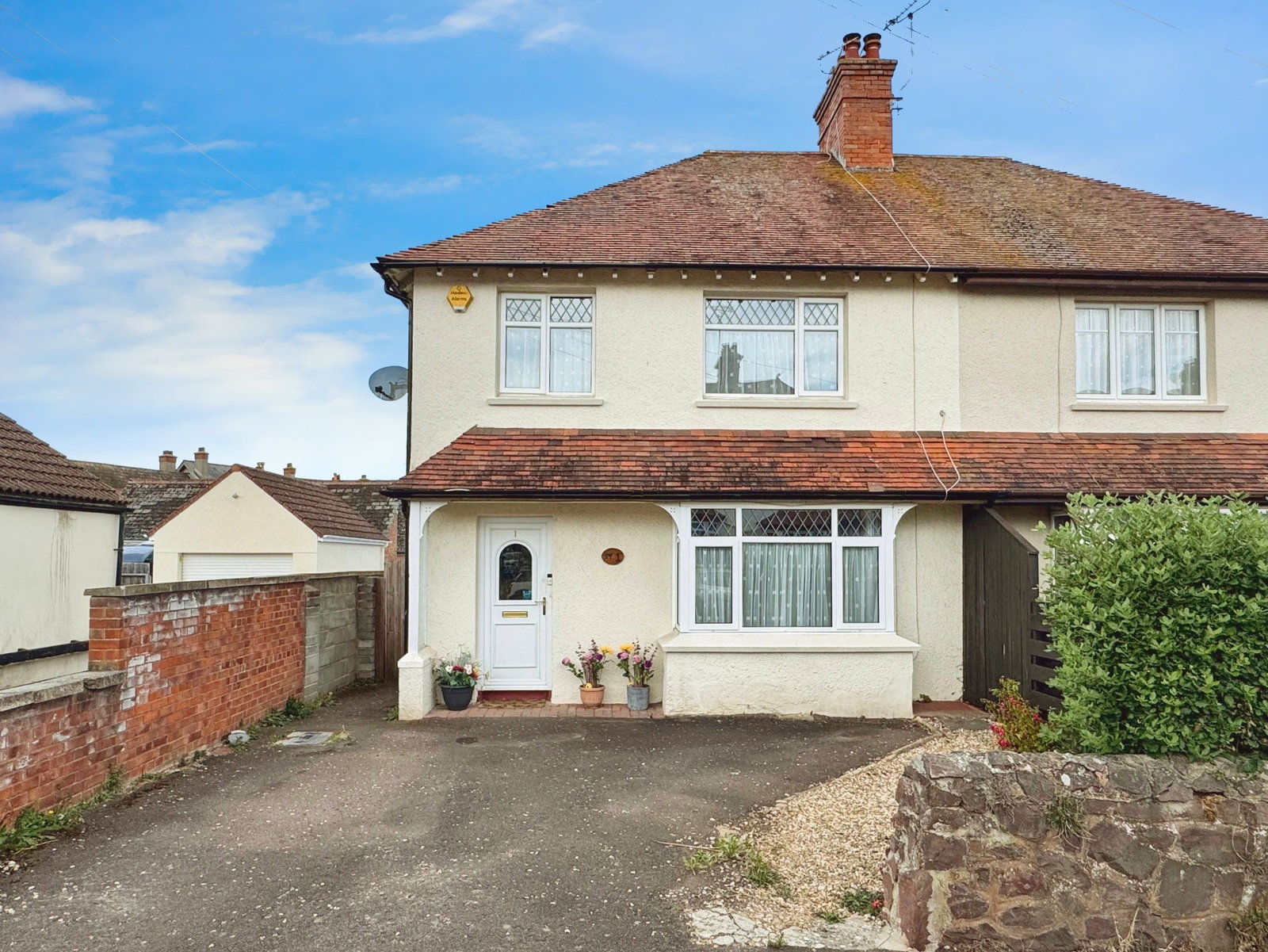 Semi Detached House in Minehead