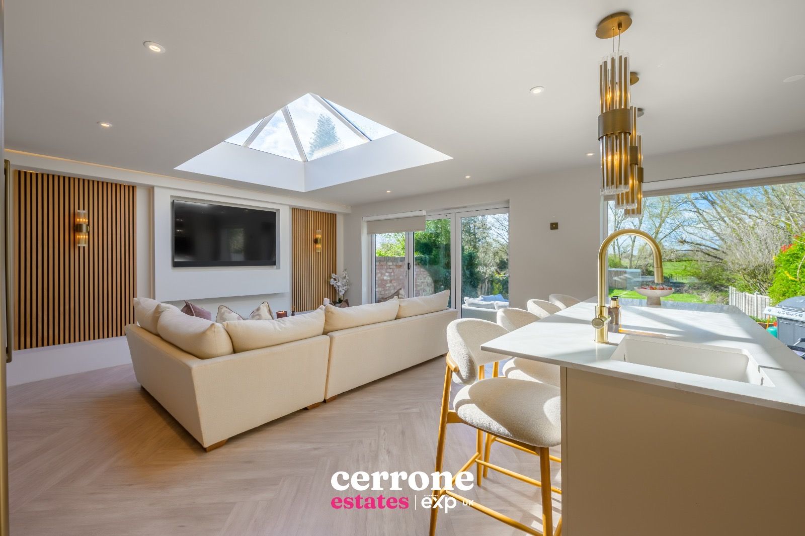 Semi Detached House in Droitwich