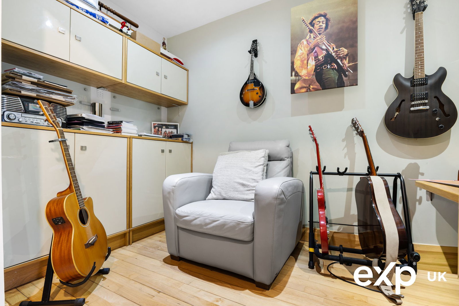 Detached House in Nottingham