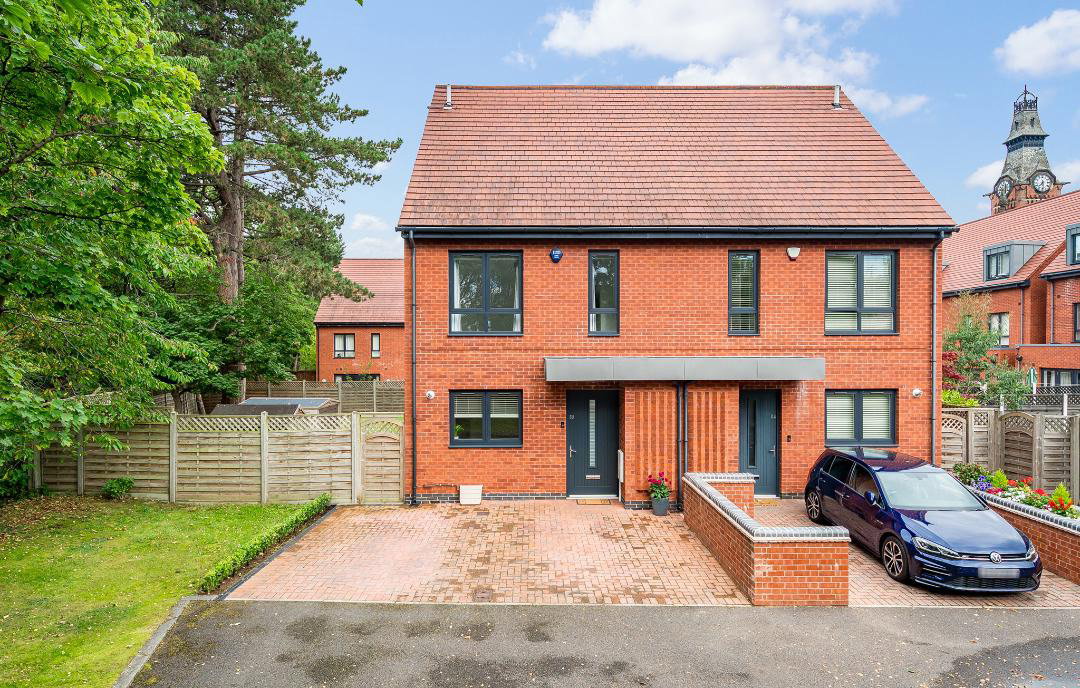 Semi Detached House in Cheadle