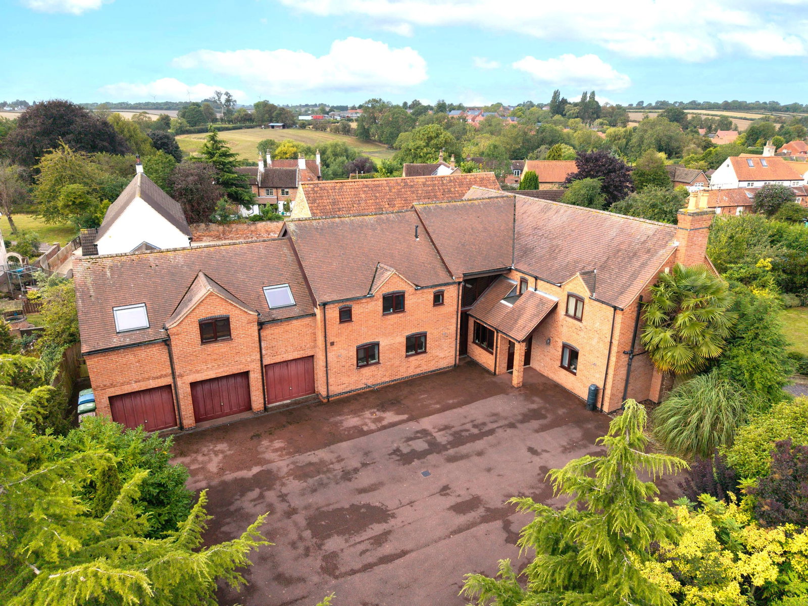 Detached House in Newark