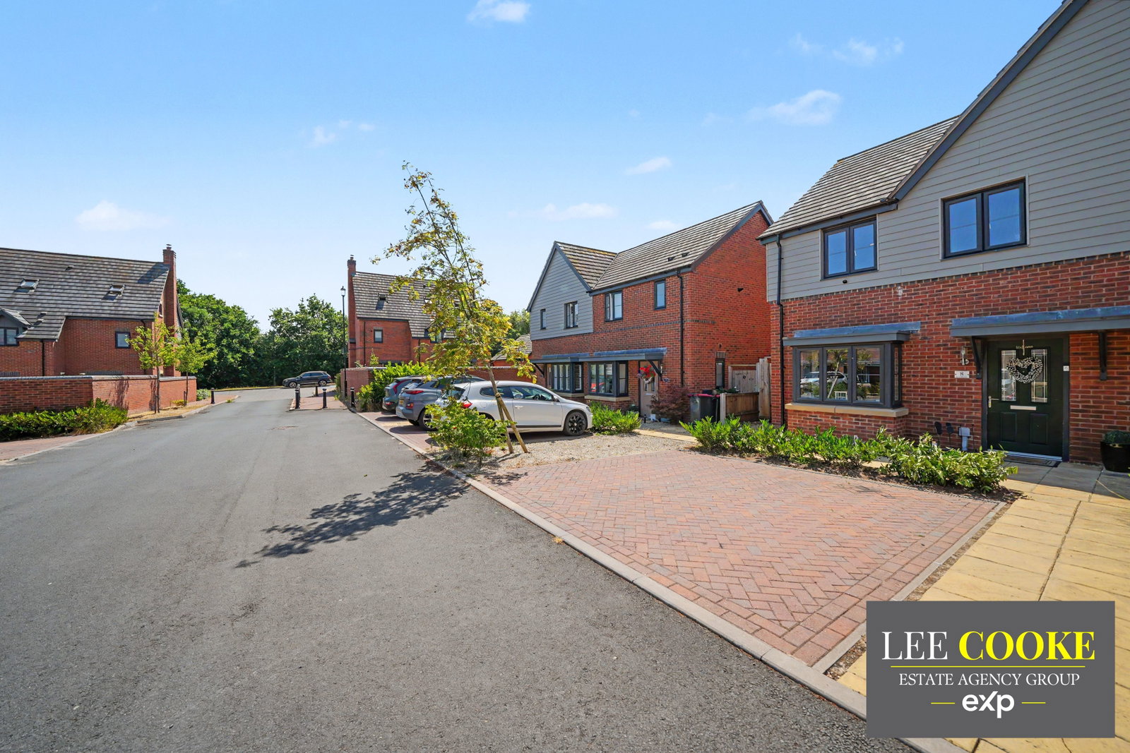 Semi Detached House in Telford