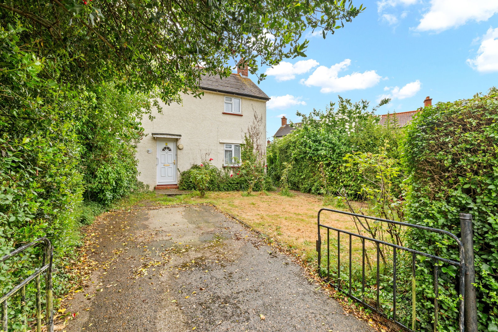 Semi Detached House in Epsom