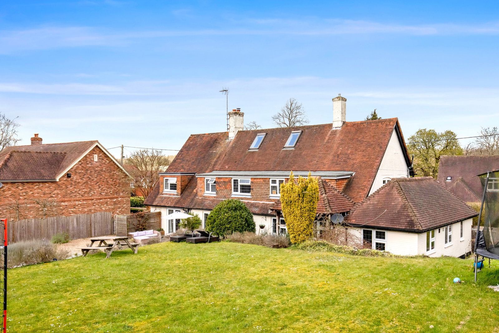 Detached House in Alton