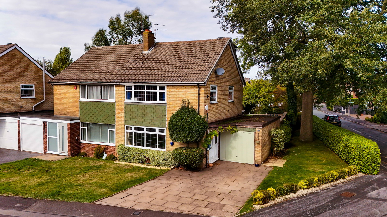 Semi Detached House in Walsall