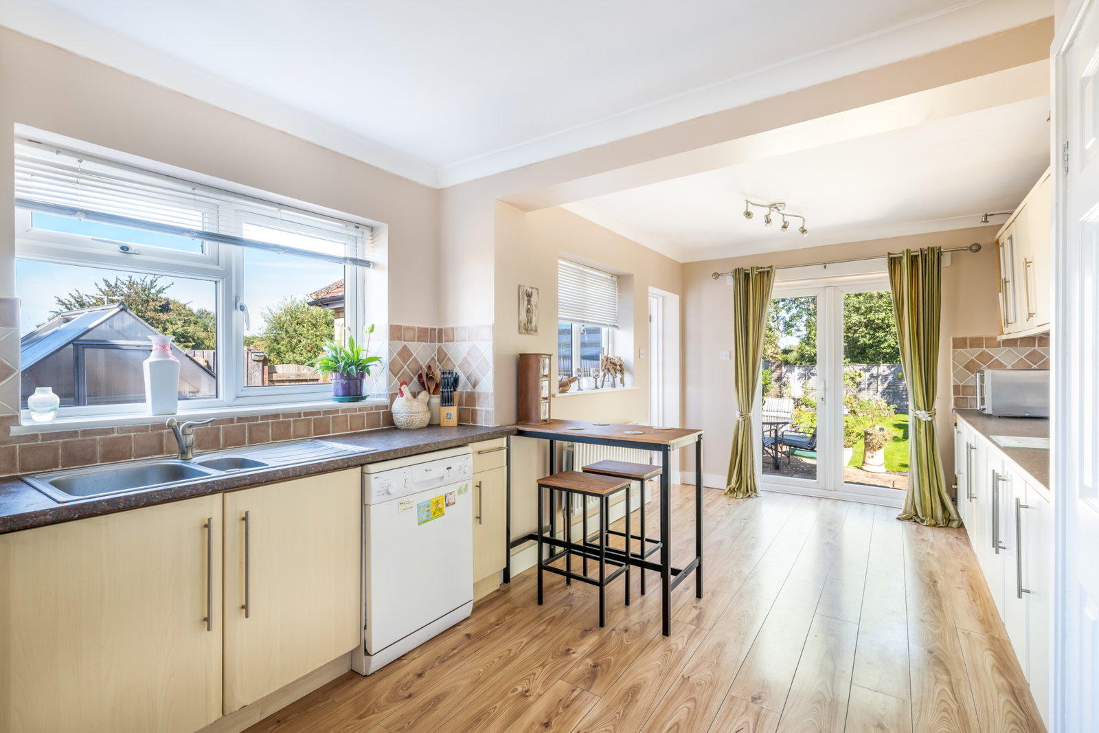 Semi Detached House in Aylesbury