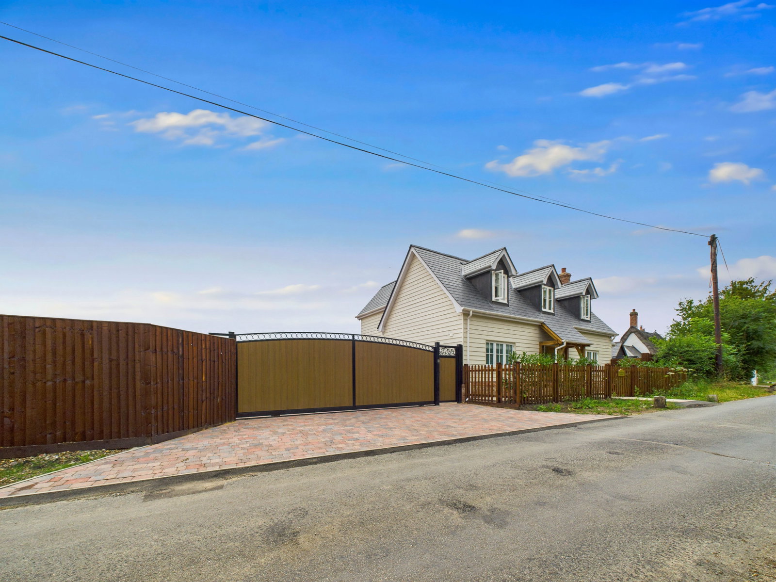 Detached House in Bishop's Stortford