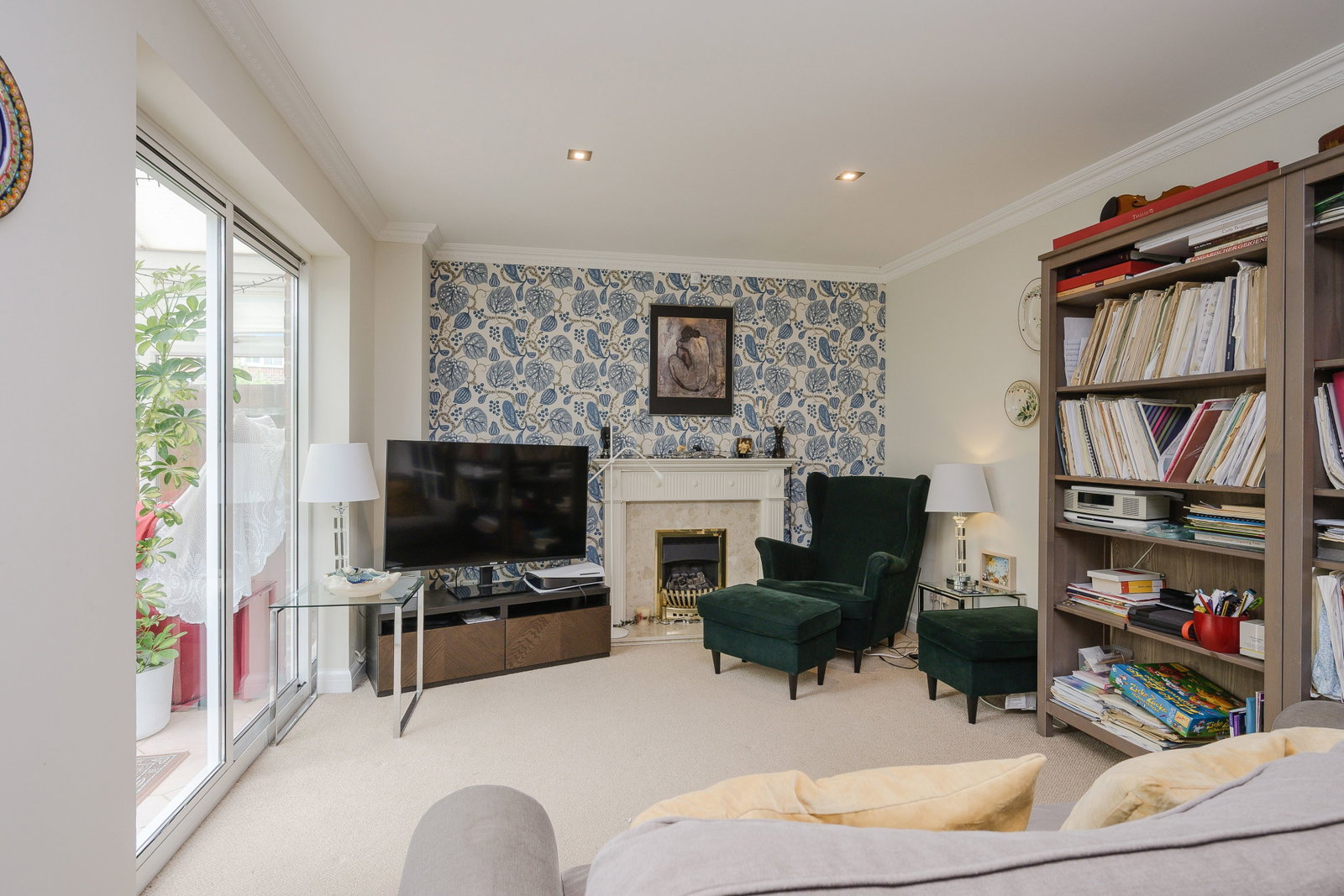 Semi Detached House in Leatherhead