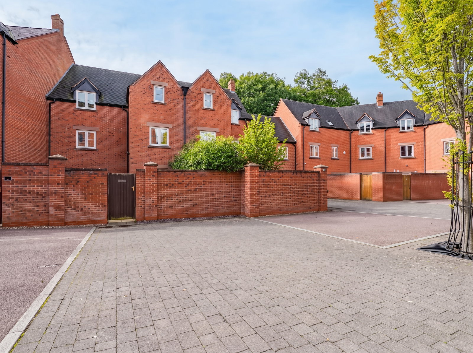 Town House in Stoke-on-Trent