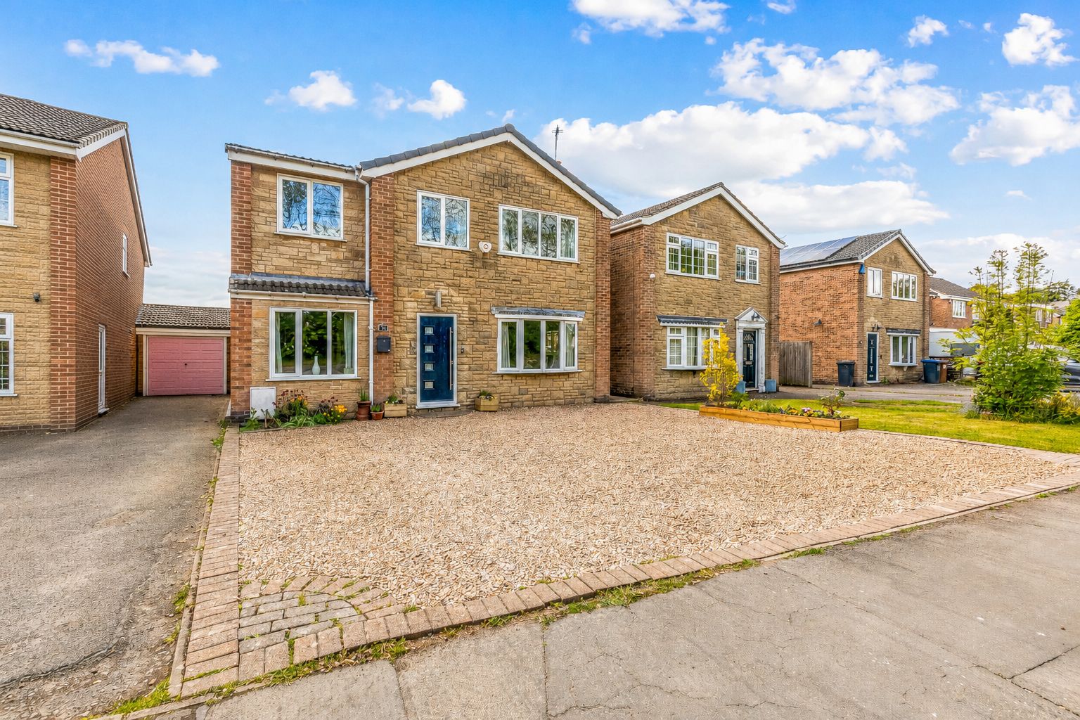 Detached House in Markfield