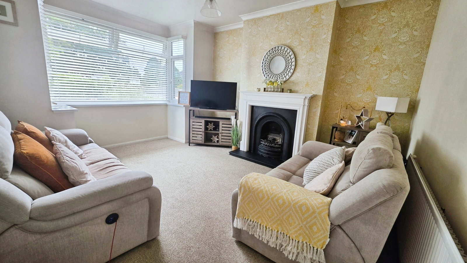 Semi Detached House in Bridgend 3