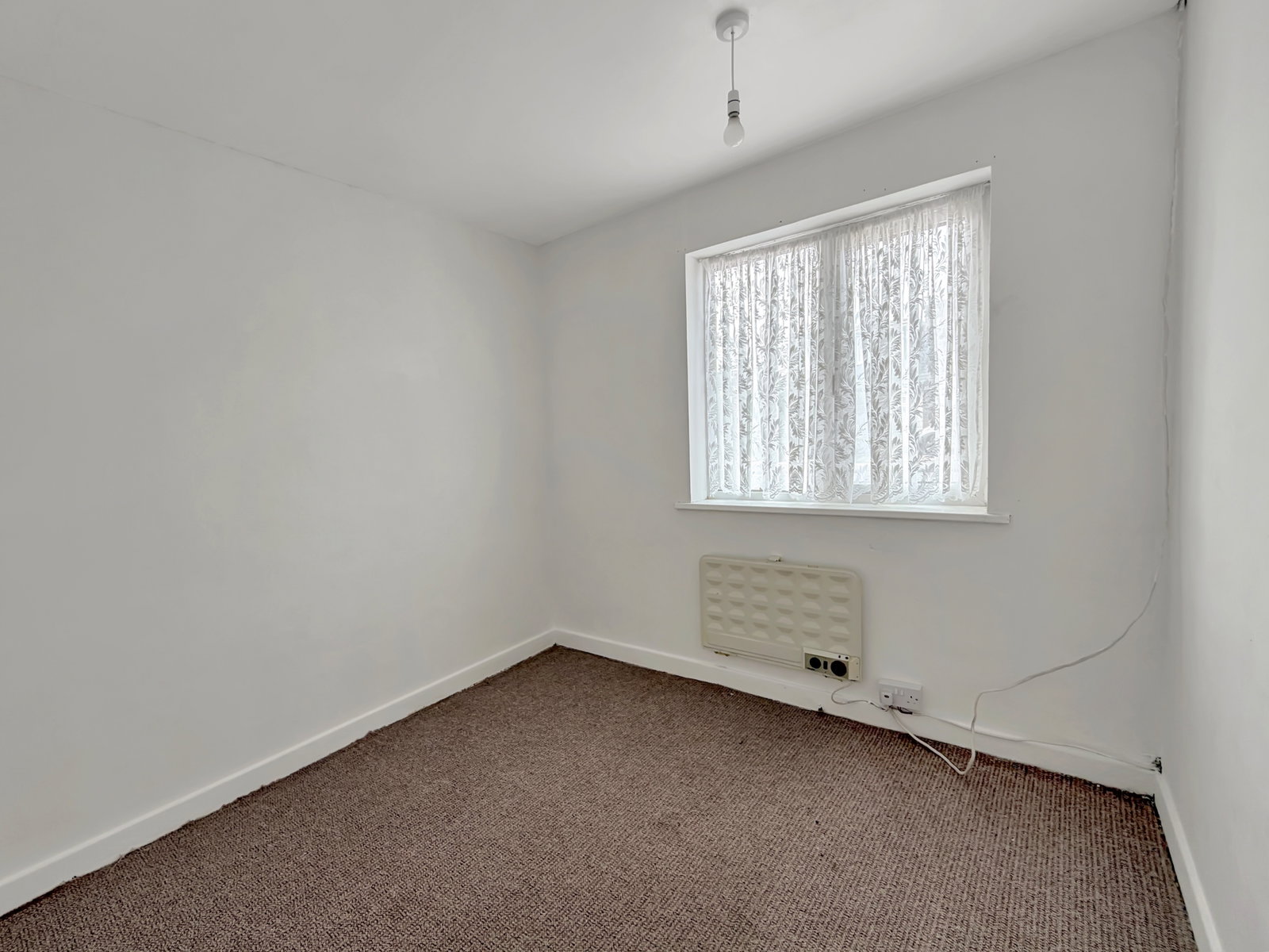 Semi Detached House in Stanford-le-hope
