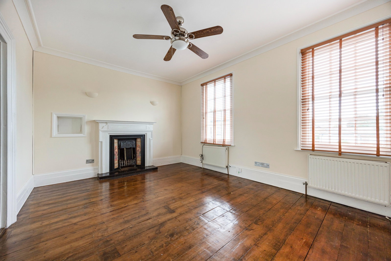 Apartment in Cheltenham