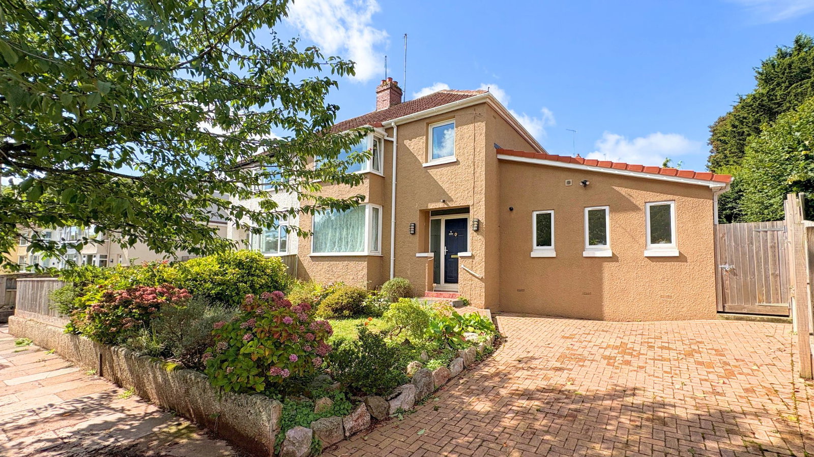 Semi Detached House in Torquay