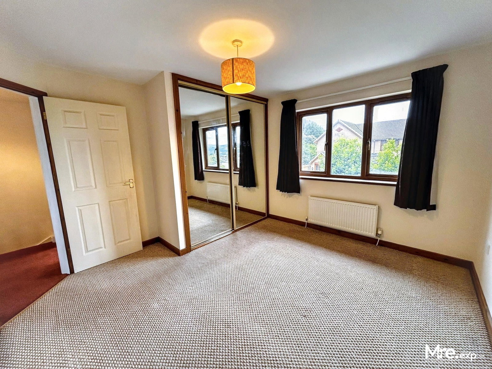 Semi Detached House in Neath 3