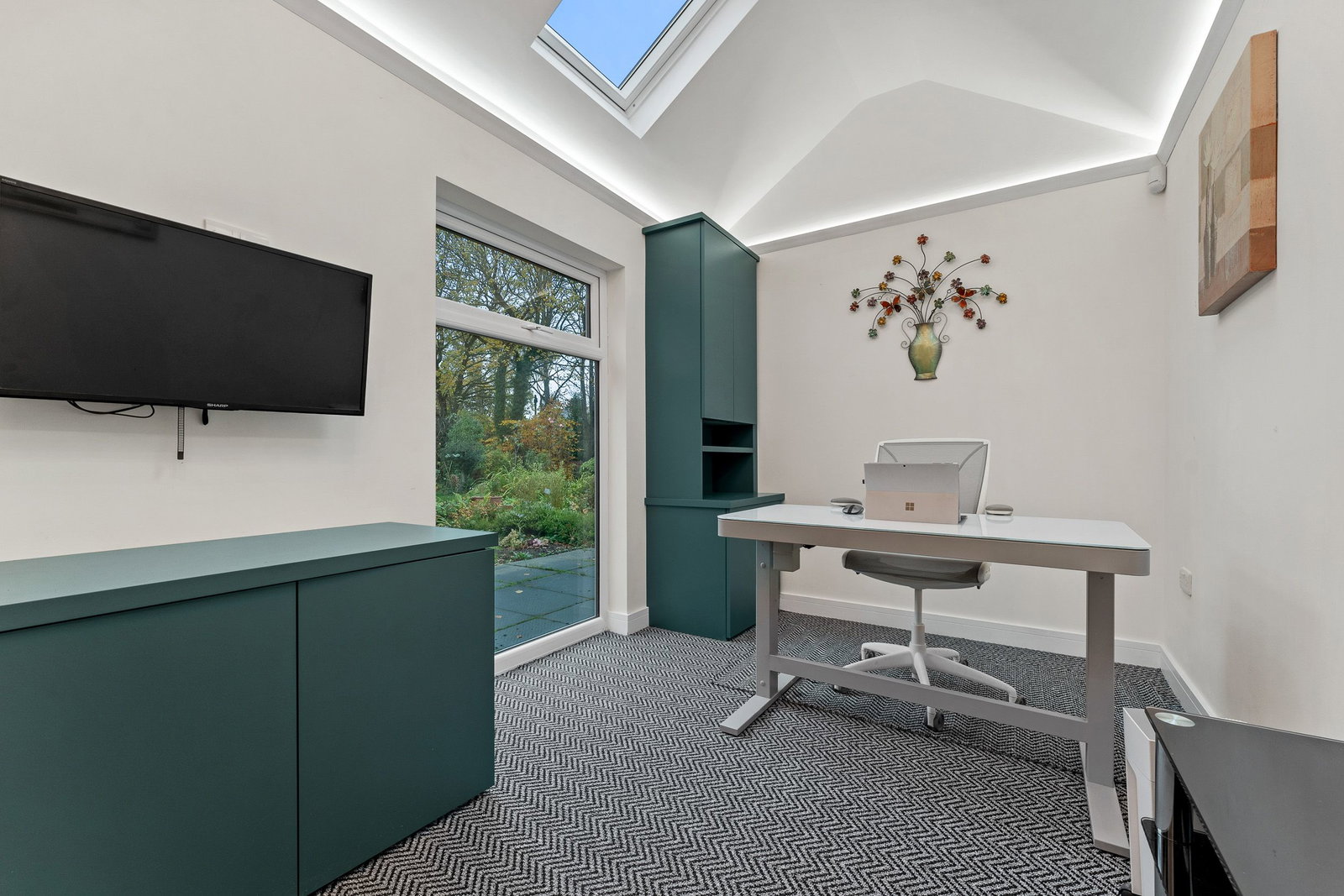 Detached House in Monton