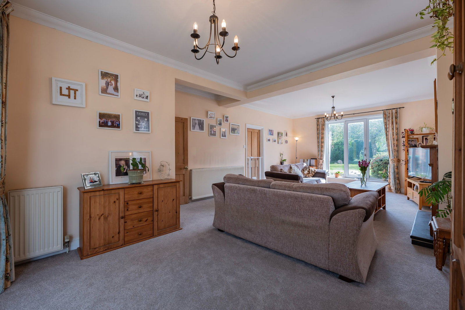 Detached House for sale in Crowborough, Walshes Road, Crowborough, TN6 3RE