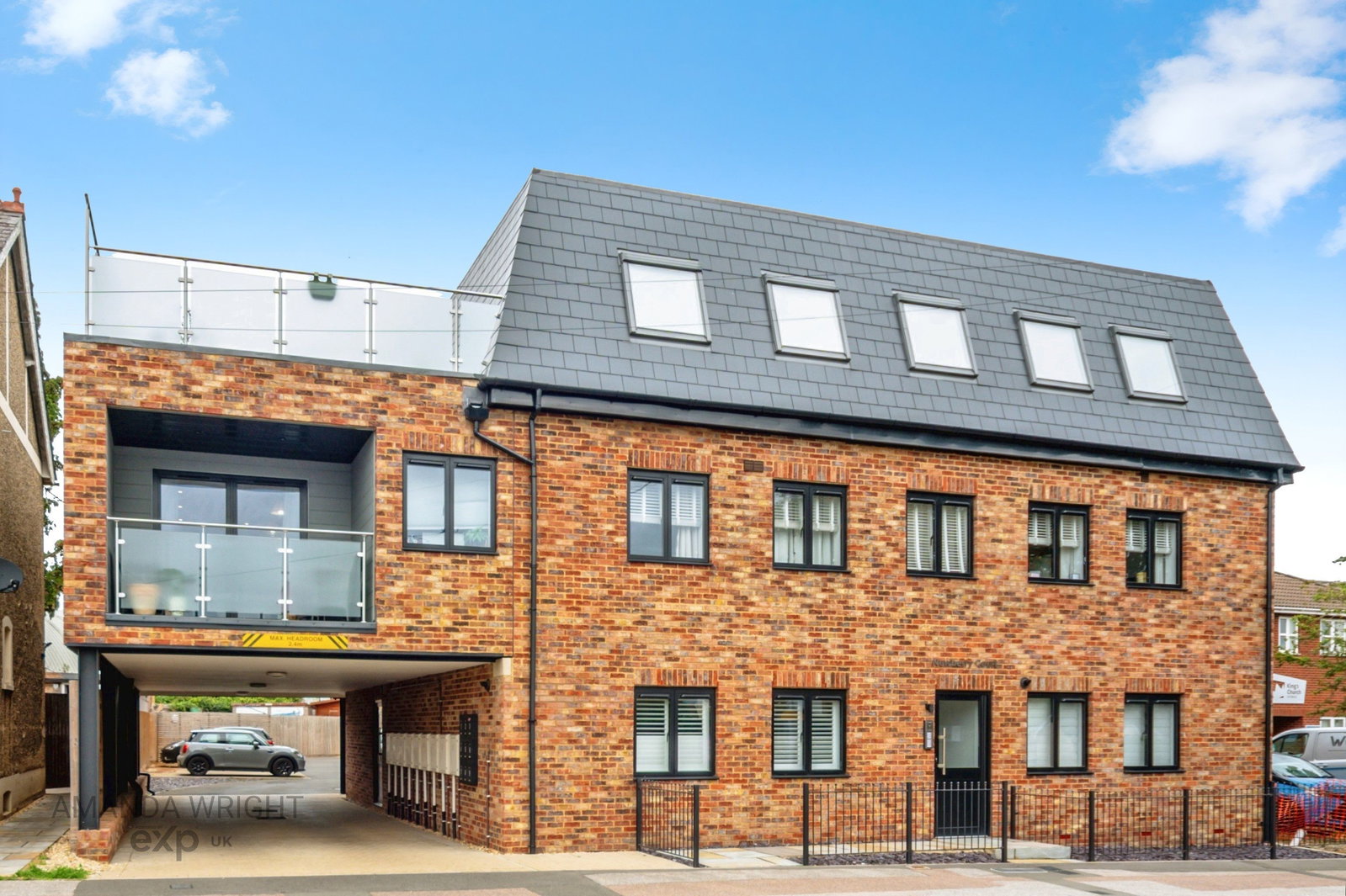 Flat in Bedford