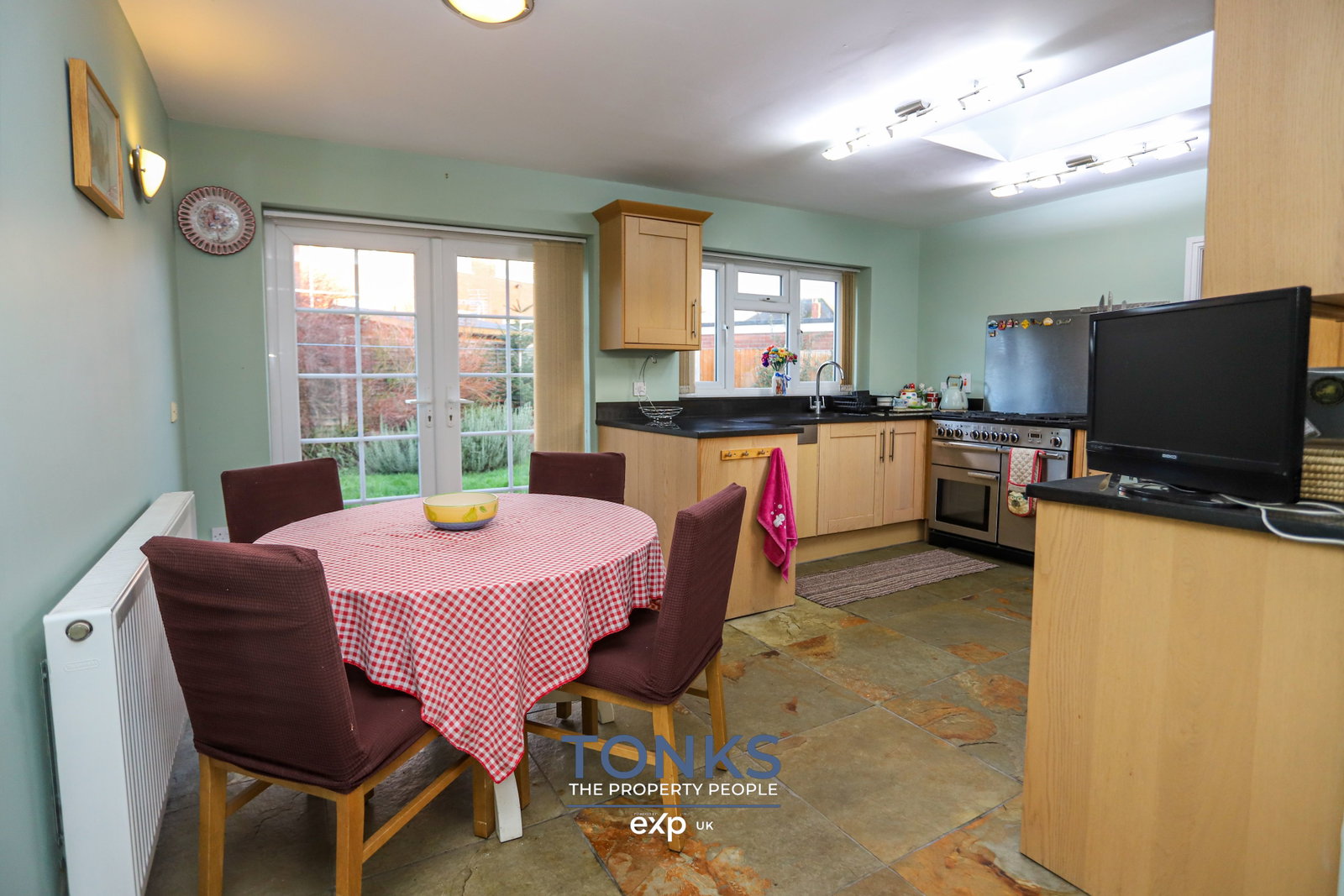 Semi Detached Bungalow in Halesowen