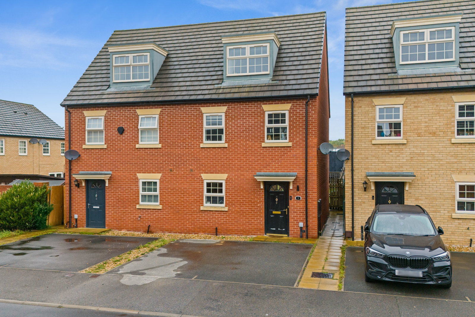Semi Detached House in Castleford