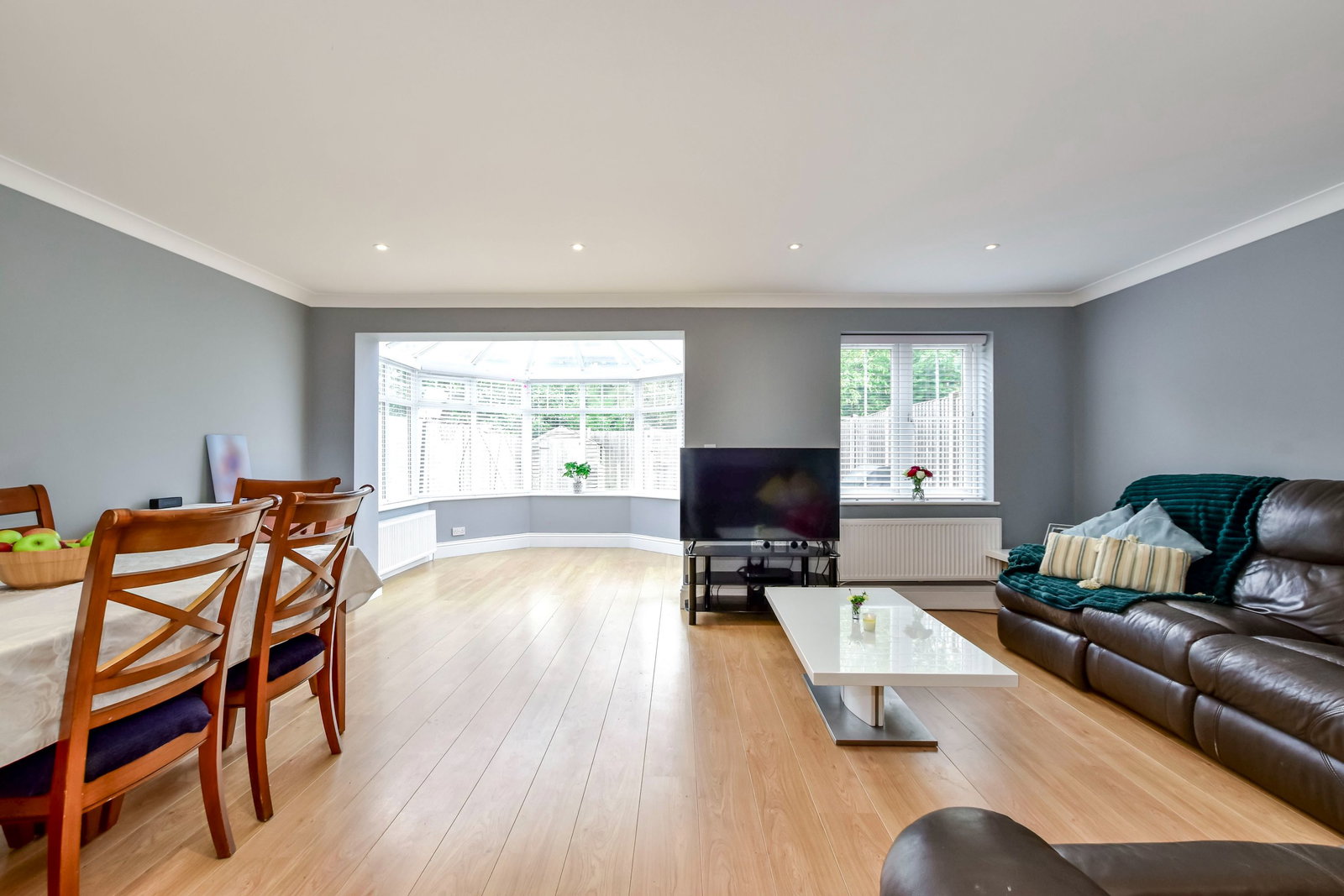 Semi Detached House in Abbots Langley