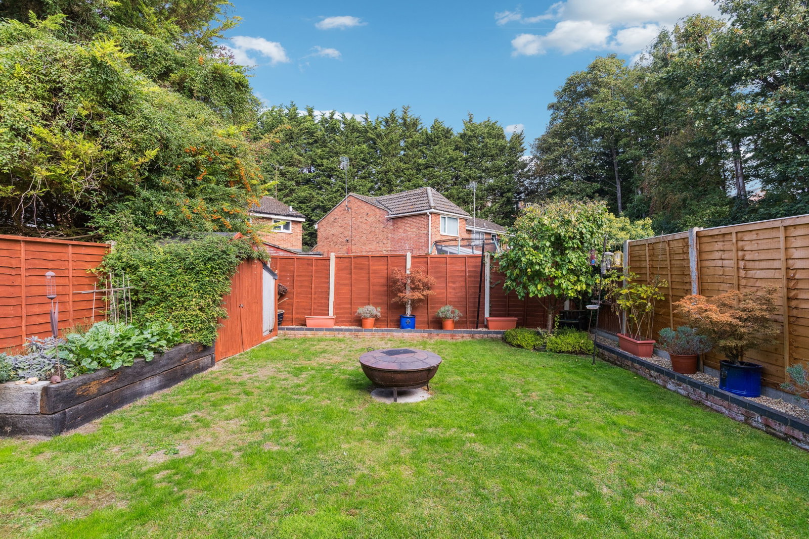 Semi Detached House in Dunstable