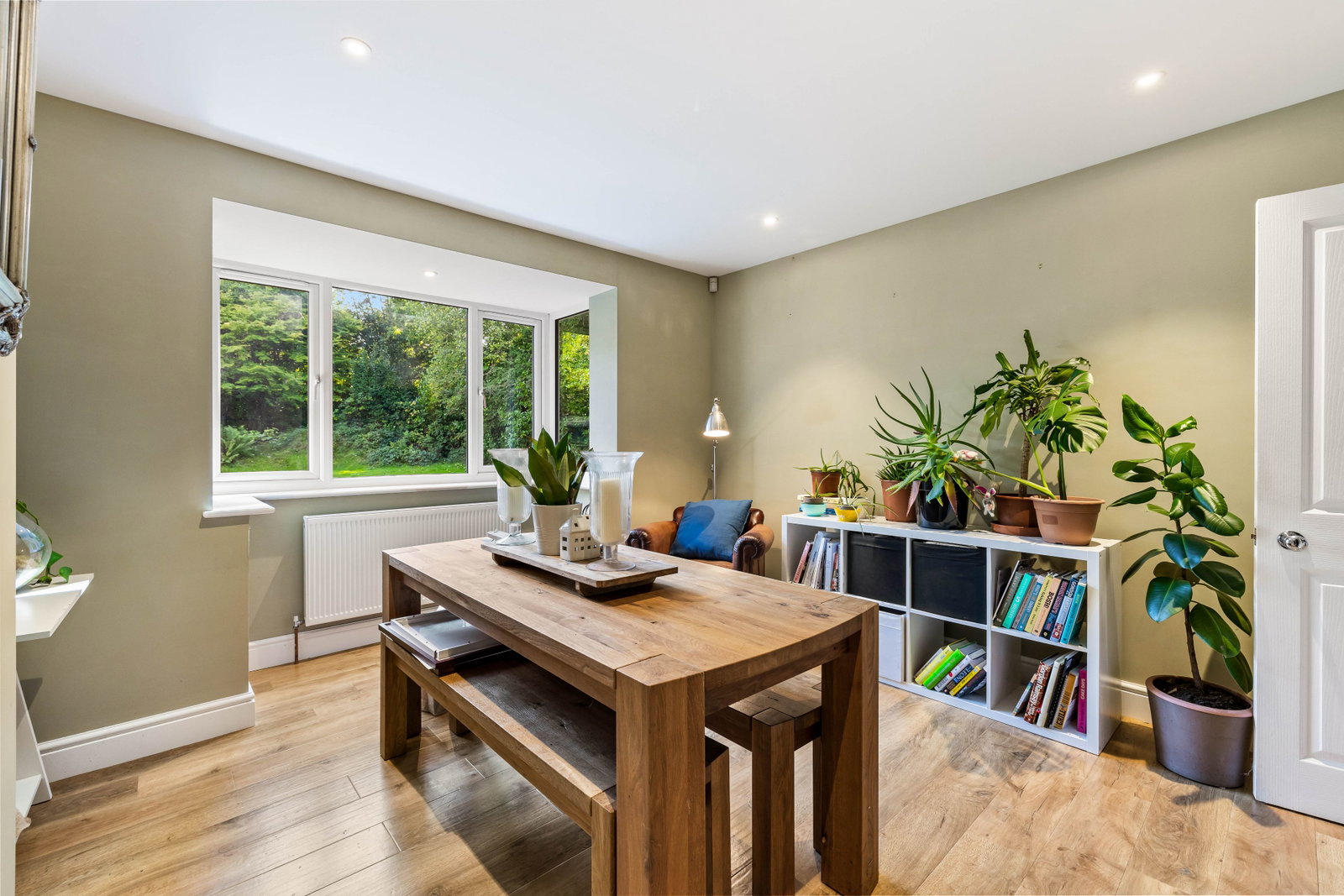 Detached House in Lingfield