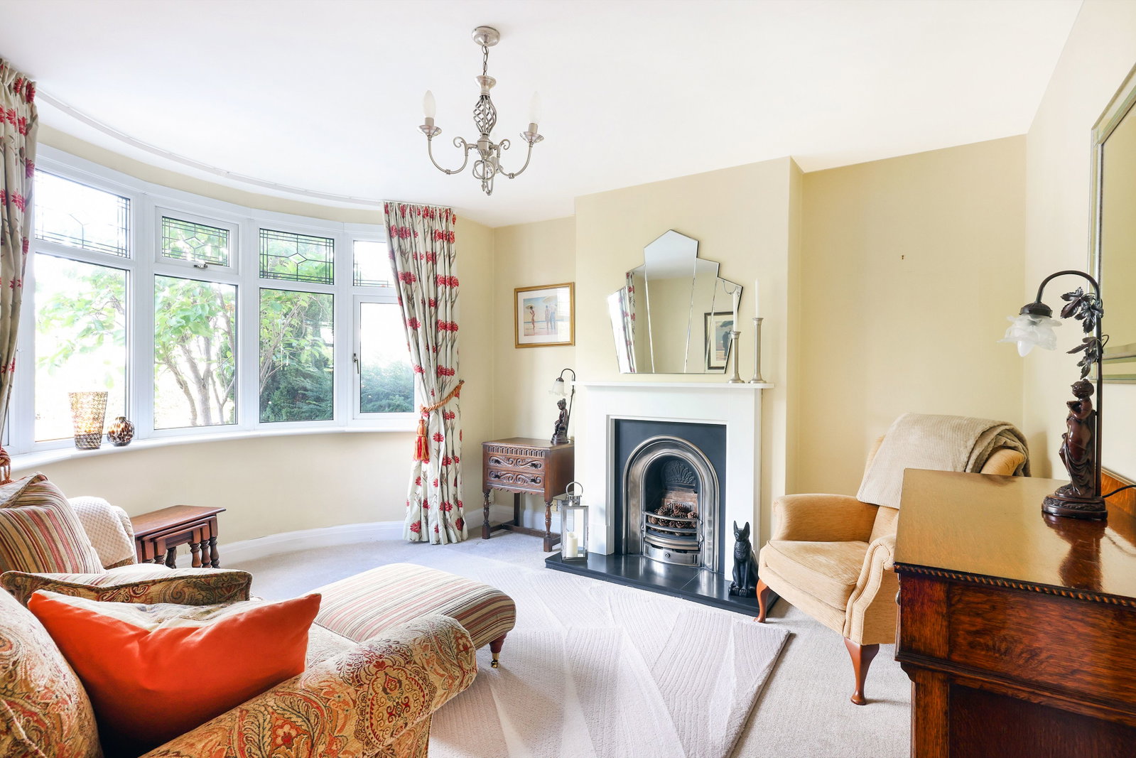 Semi Detached House in Cheltenham
