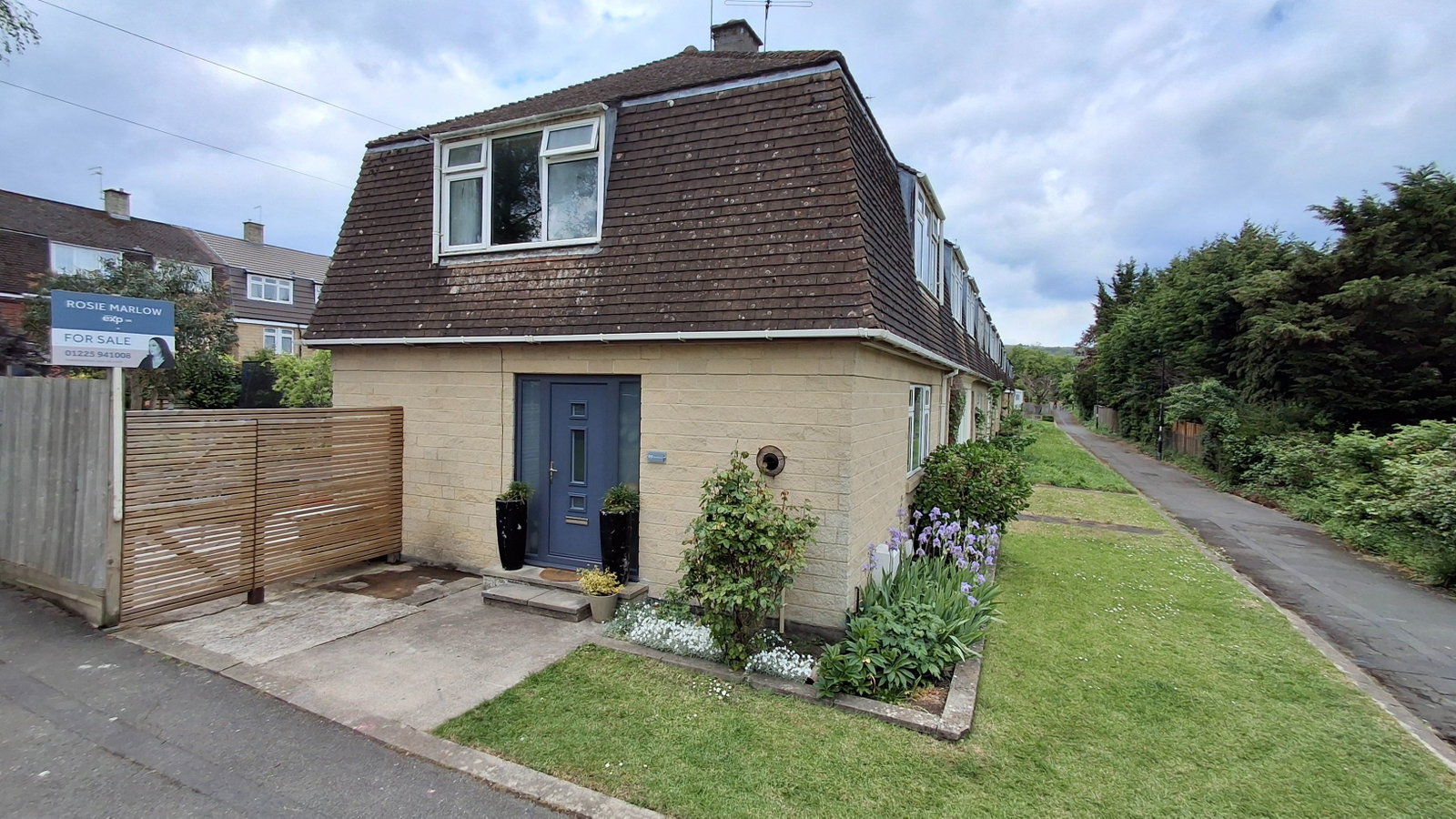 Semi Detached House in Bath