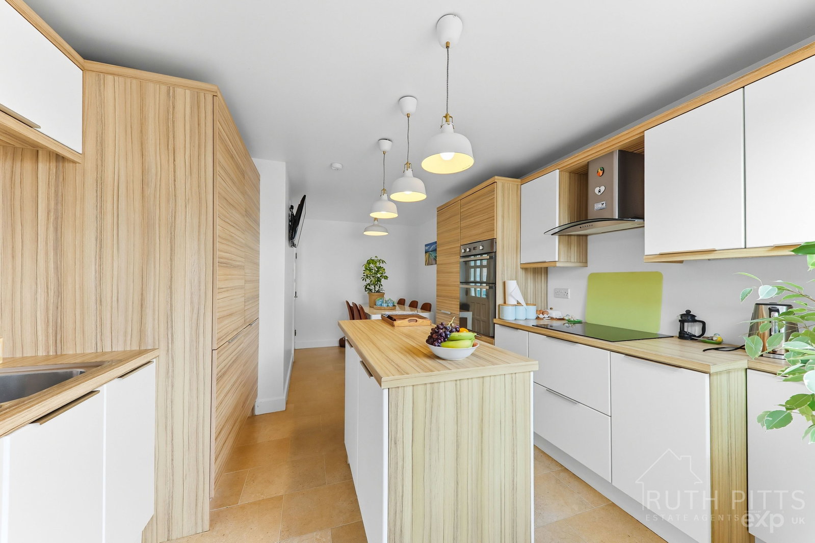 Semi Detached House in Pontefract