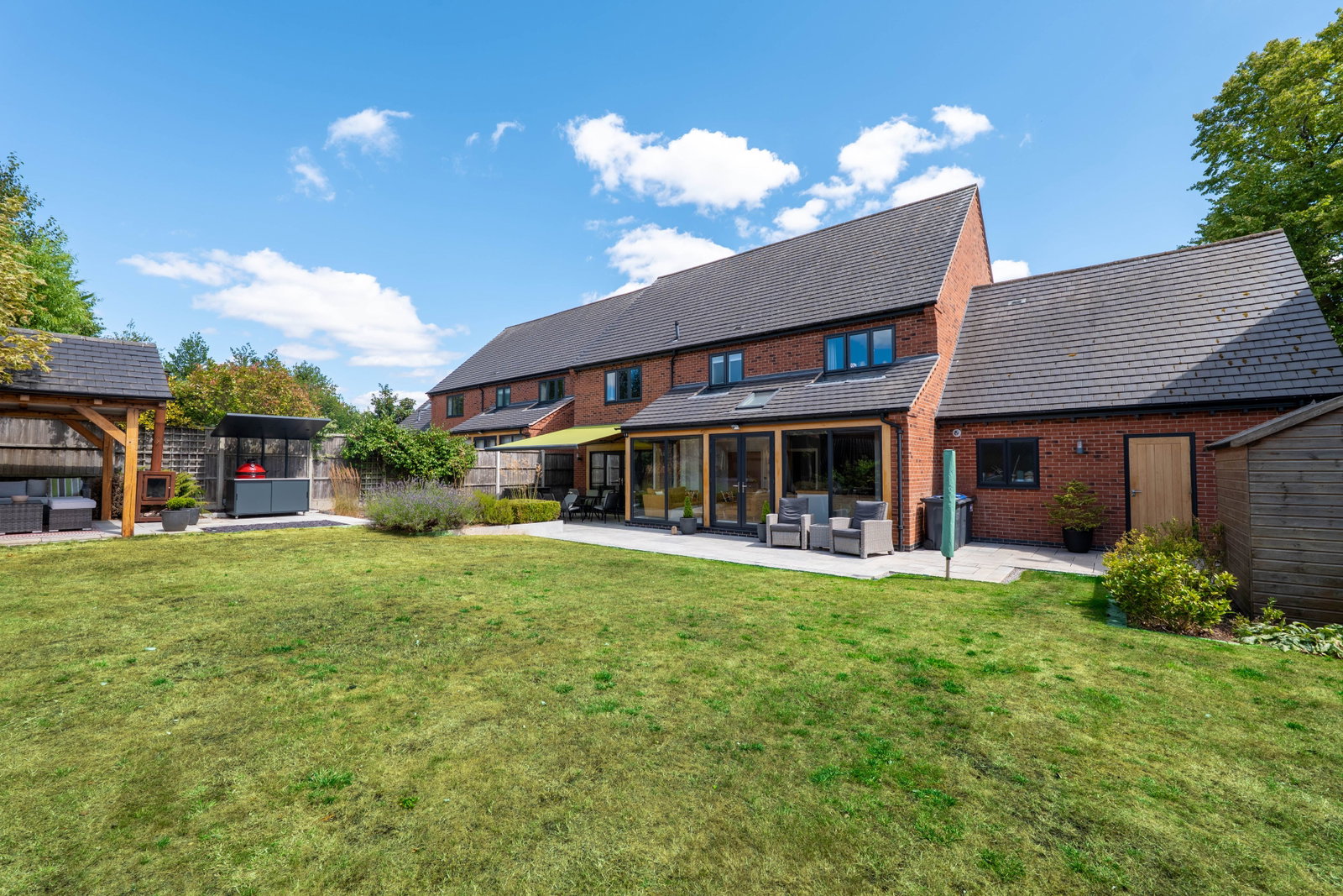 Detached House in Nuneaton 2