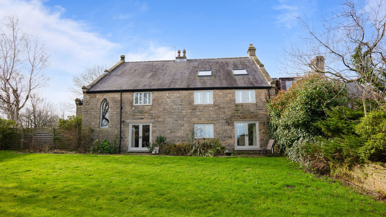 Detached House in Sheffield