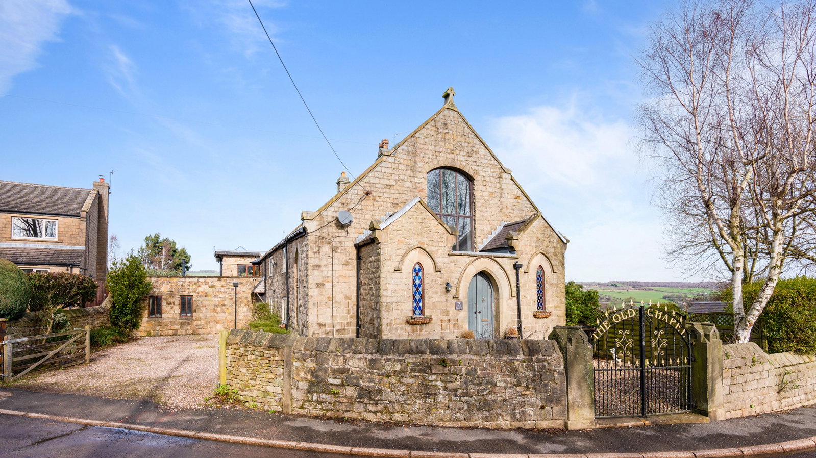 Detached House for sale in Sheffield, The Old Chapel, Storrs Lane, Storrs, Sheffield, S6 6GY, 2714 m²